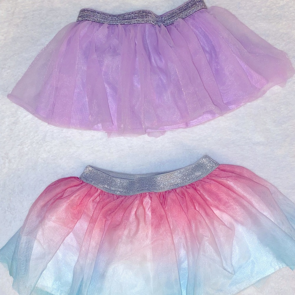 2 Girls Tutus